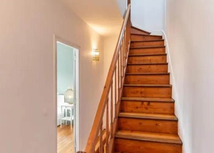 La Maison D'a Cote Charming & Family-friendly 6 Guests