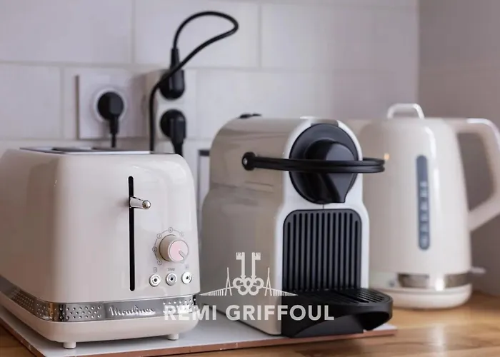 Dom wakacyjny La Maison D'a Cote Charming & Family-friendly 6 Guests Honfleur