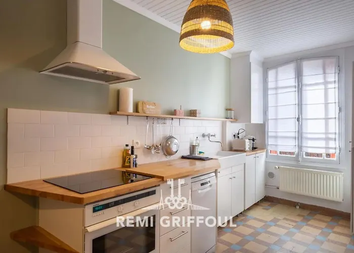 Holiday home La Maison D'a Cote Charming & Family-friendly 6 Guests Honfleur