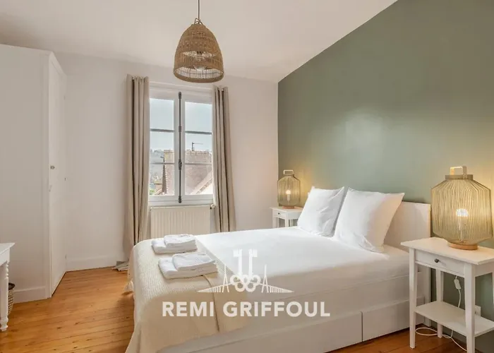 La Maison D'a Cote Charming & Family-friendly 6 Guests